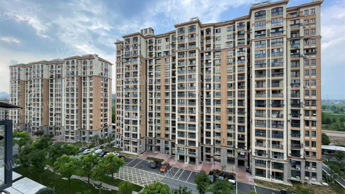 南湖景秀湾外景图