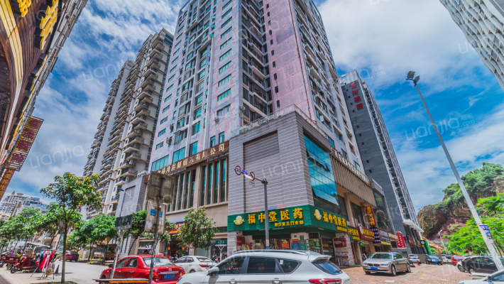 华苑玫瑰假日外景图