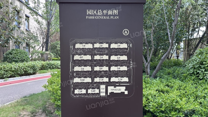 绿地香湖湾6号院外景图