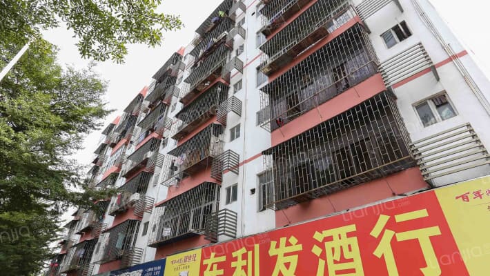 莲塘七小区外景图