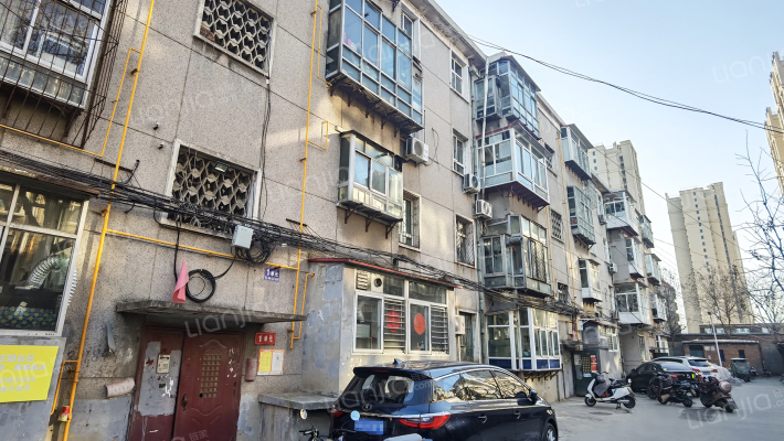 市第二燃料总公司宿舍外景图