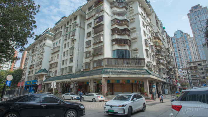 华鸿花园外景图