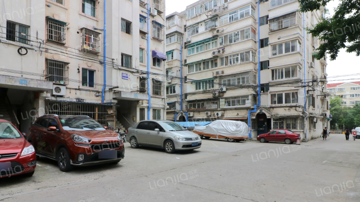 苜蓿园山庄外景图