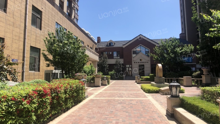 俪兹国际花园外景图