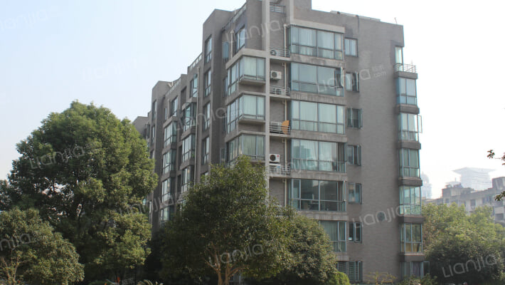 崇文公寓外景图