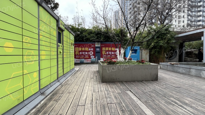 中房北极星花园外景图