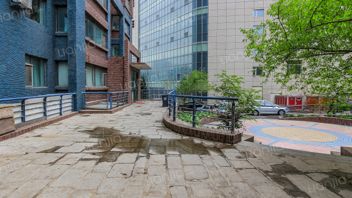 都市华尔兹外景图