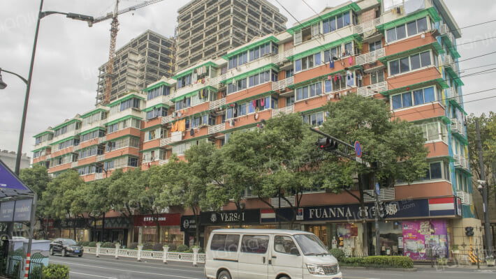 半道红小区外景图