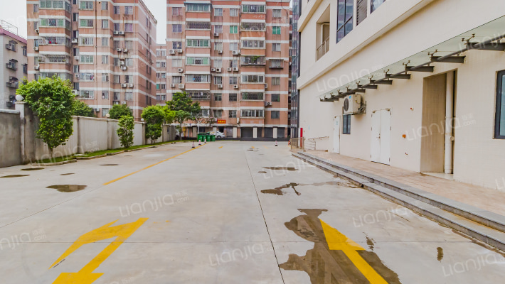 星星大厦外景图