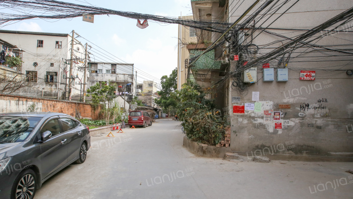 新基上村外景图