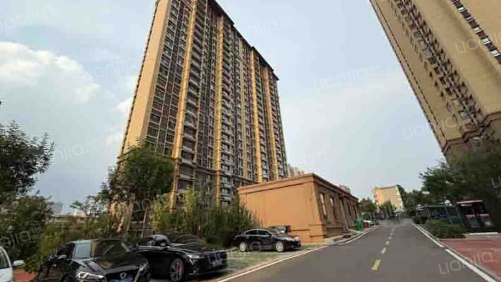 董花园新区外景图