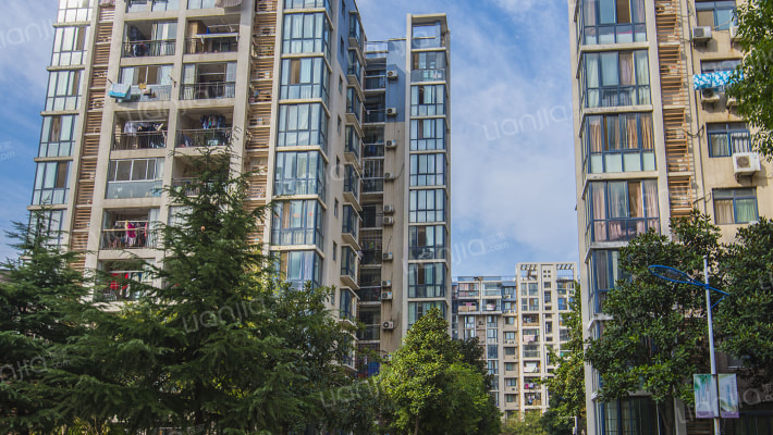 2008城市花园外景图