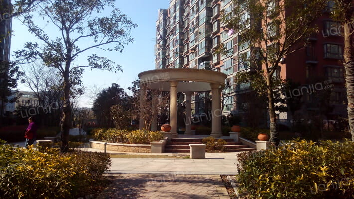 鸿运嘉园外景图