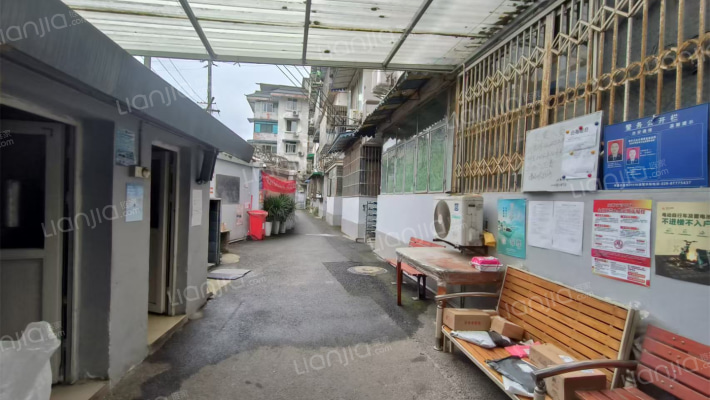 草堂北路4号外景图