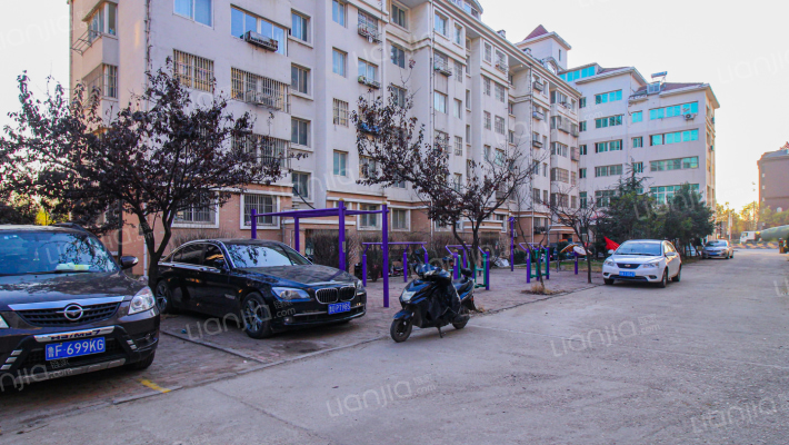 青青世界外景图