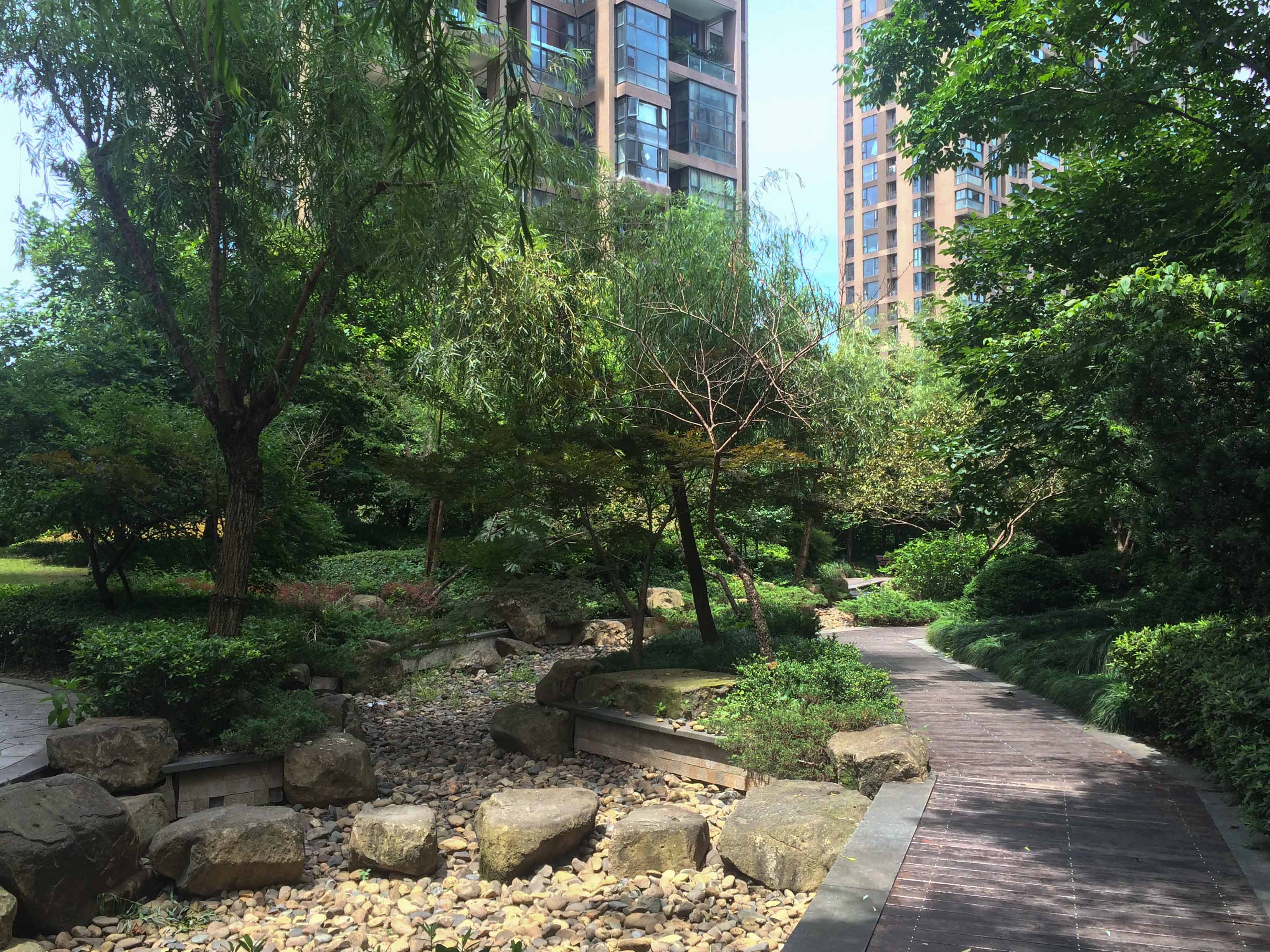 瑞立中央花城小区实景 7