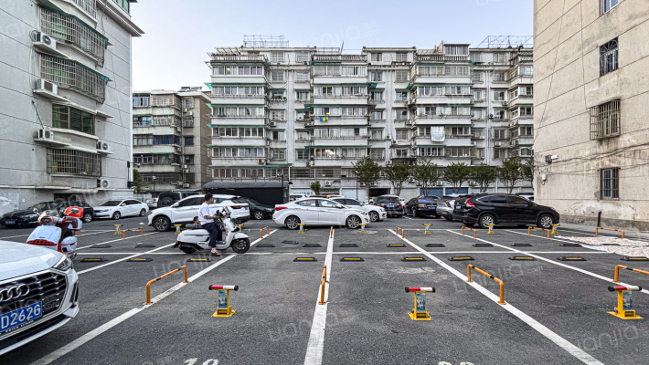 春晖社区迎春路外景图