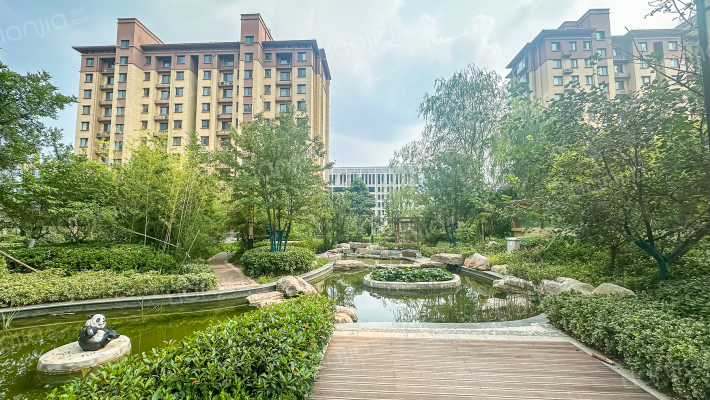 济高·观山悦外景图