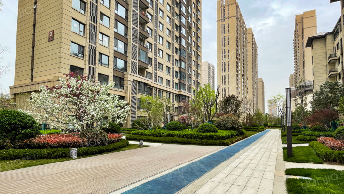 保利天悦三期外景图