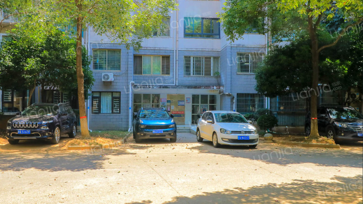 东华锦城外景图