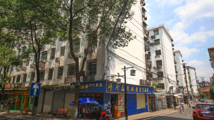 长堎镇立新路社区外景图