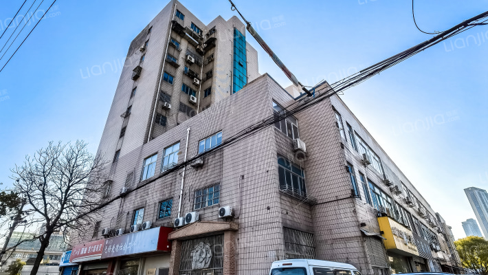 鼎球大厦外景图