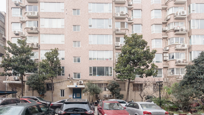 纬二路27号院外景图