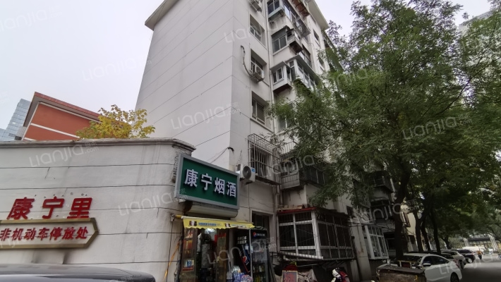 一建宿舍外景图