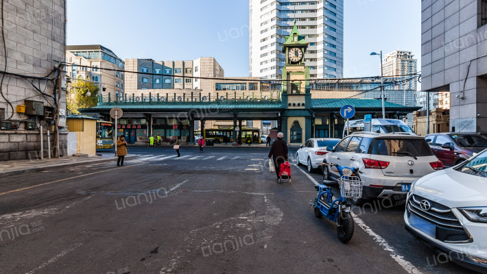 花圃大厦外景图