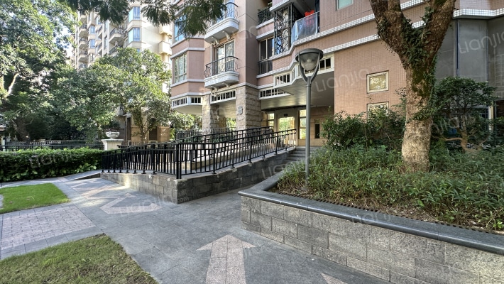 汇景新城柏菲美泉外景图