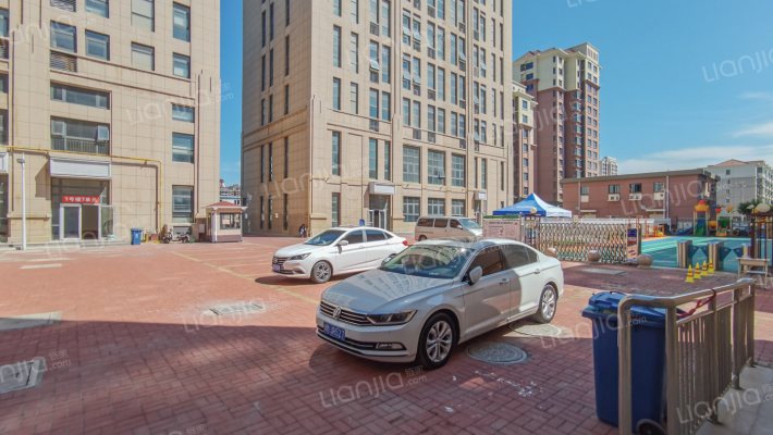 东澳广场外景图