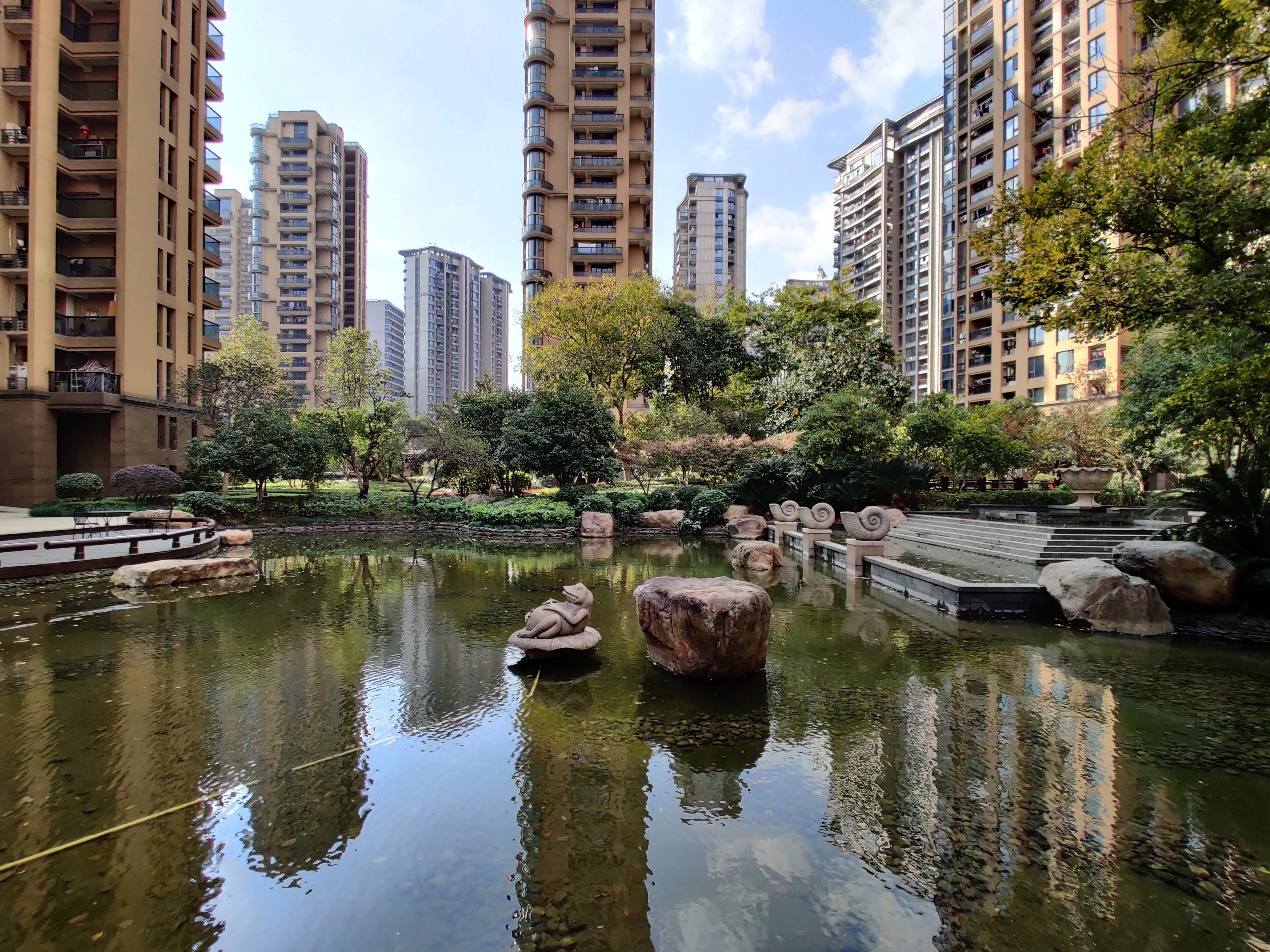 万家花城小区实景 20