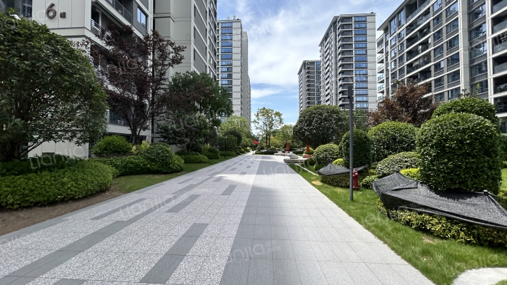 滨耀学府外景图