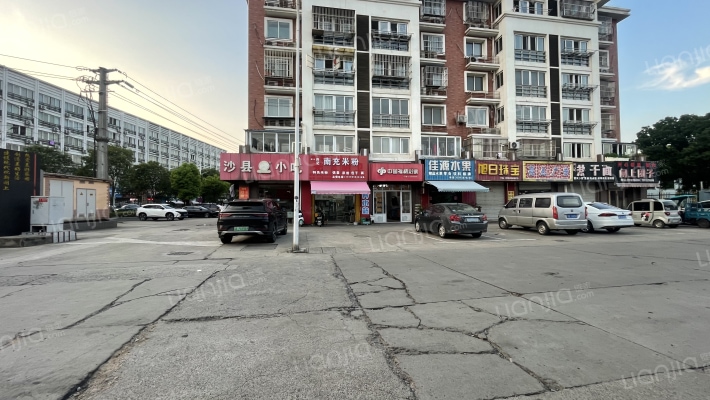 新闸商住楼外景图