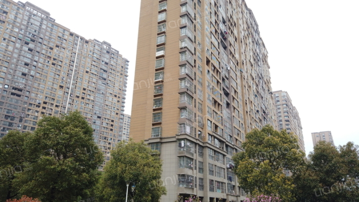 明尚西苑外景图