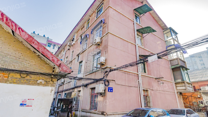 省卫生厅宿舍南院外景图