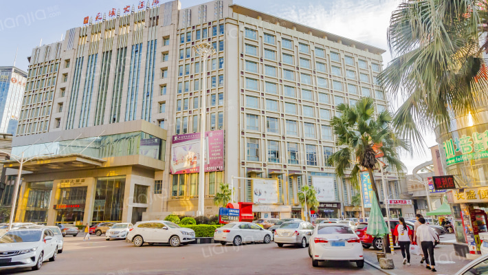 新世纪长盛广场外景图