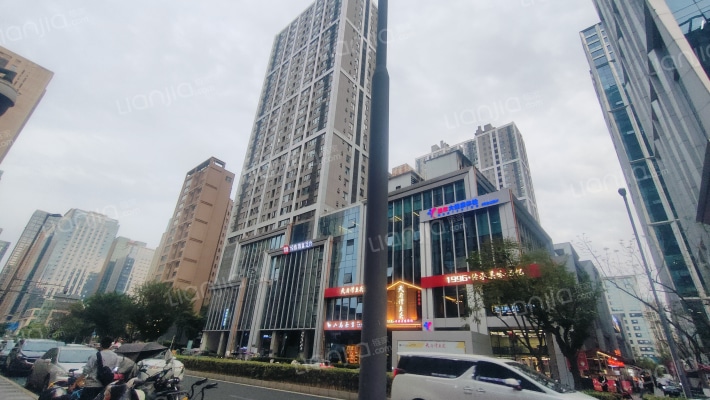 绿地之窗外景图