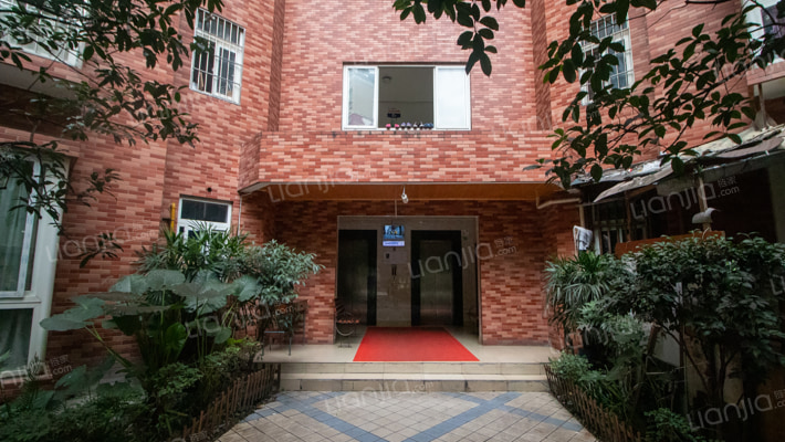 海峡左岸外景图