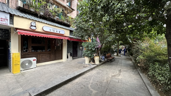 电台街126号外景图