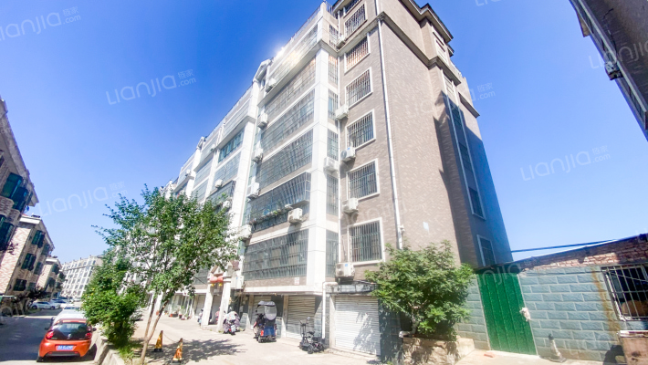 三三公寓外景图