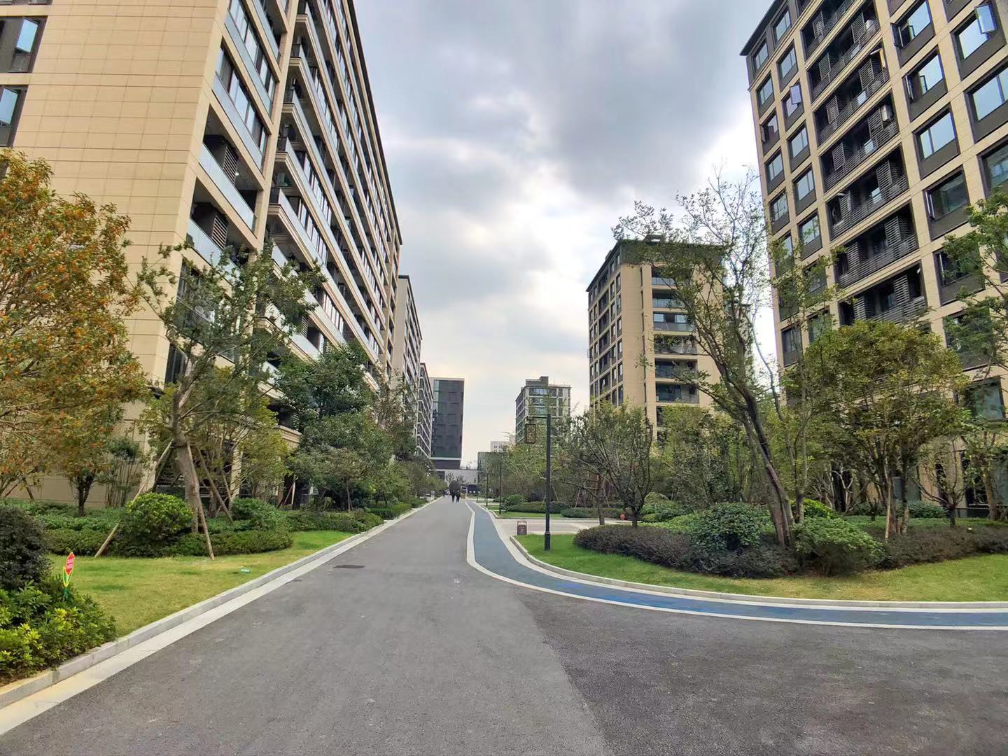 北大资源未名府小区实景 11