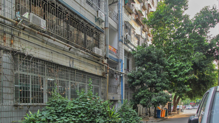 武警水电大楼外景图