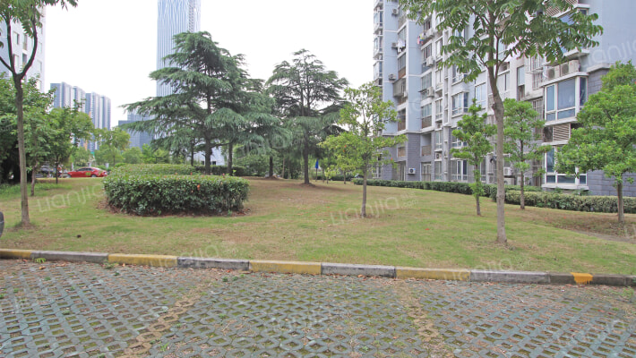 三杨新村一街坊外景图