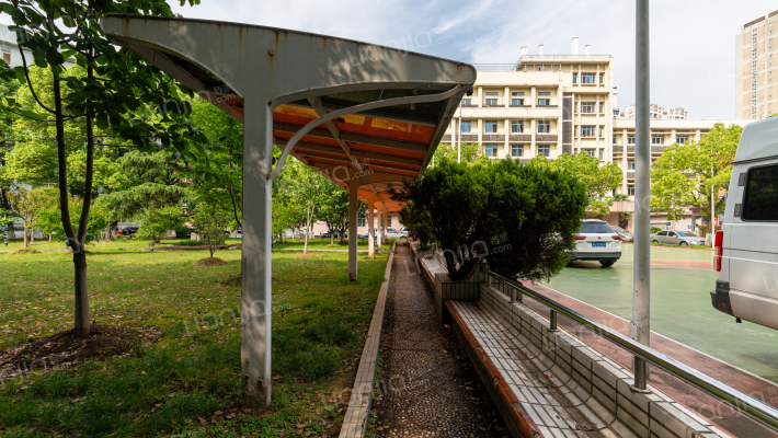 发改委宿舍(洪山侧路)外景图