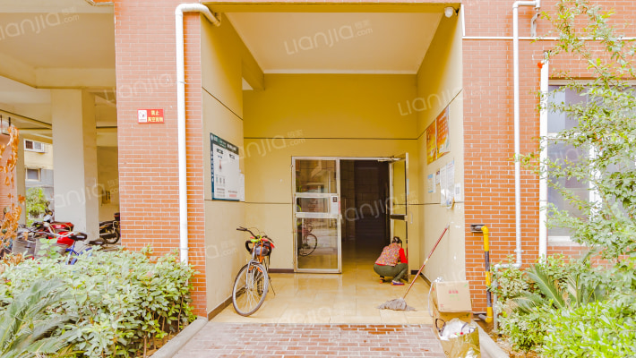 江滩花园外景图