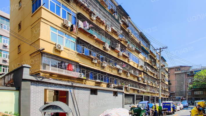 六处家属院外景图