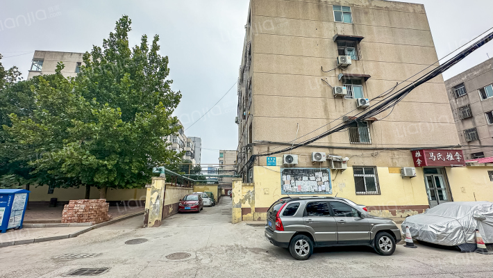 宾谷街631号外景图