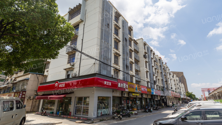 革新小区外景图