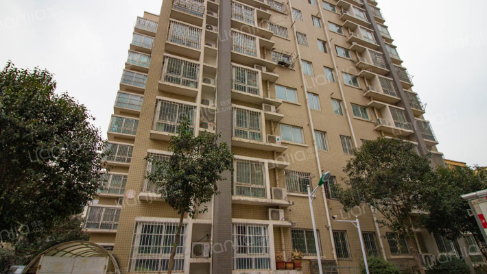 新新人家外景图